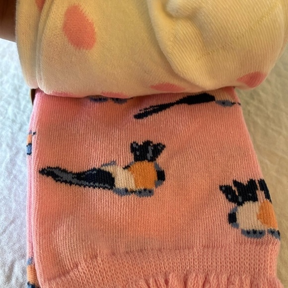 Kate Spade: Black & Pink Heart Patterned Socks - Picture 9 of 15
